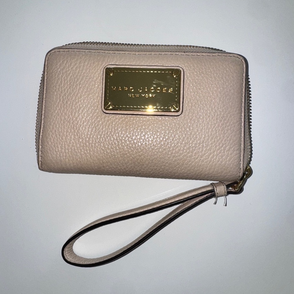 Marc Jacobs Taupe Wristlet Wallet - Picture 3 of 10